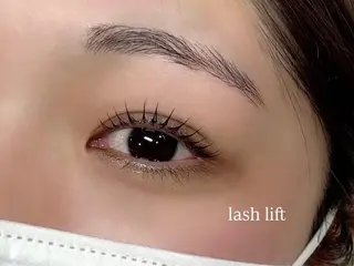 マツエク・マツパ fameu + AKIの眉毛・アイブロウイメージ