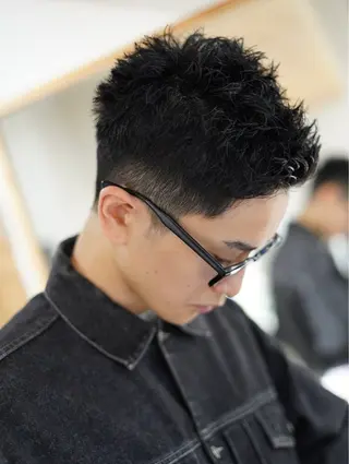 メンズ YOHEI【メンズ/ パーマ/メンズ特化】のヘアスタイル