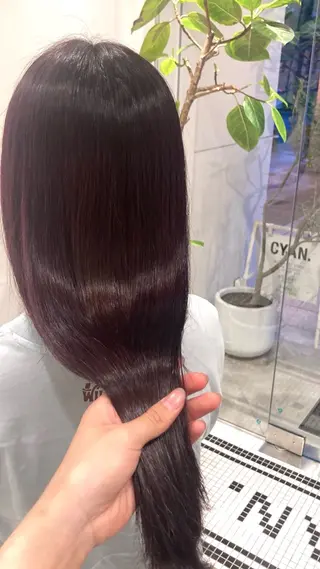 ロング カラー CYAN.栄店所属・久野 紗愛のヘアスタイル