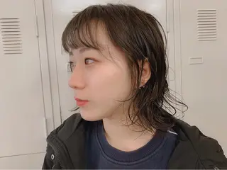 ミディアム パーマ クロスパーマ× 透明感カラー✂︎のヘアスタイル