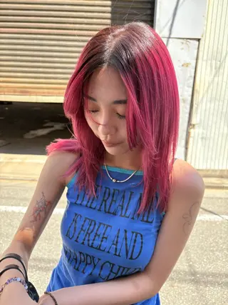 ミディアム カラー 武石 優愛のヘアスタイル