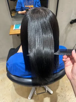 ミディアム まみ/暖色カラー /デザインカラーのヘアスタイル