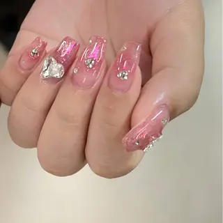 ネイル アトリエ　ミモザ所属・いまむら あかりのネイルデザイン