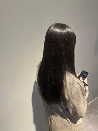 ロング Agu まゆかのヘアスタイル