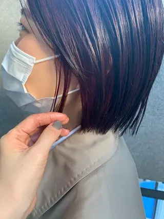 ショート カラー ヘアアレンジ サナ🌱 切りっぱなしボブのヘアスタイル