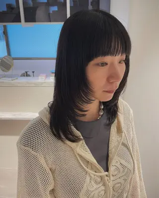 ミディアム Miyamoto Yasuchikaのヘアスタイル