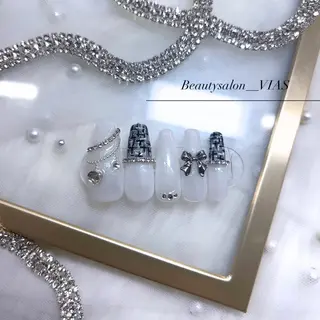 ネイル VIAS 〜EYE&NAIL〜のネイルデザイン