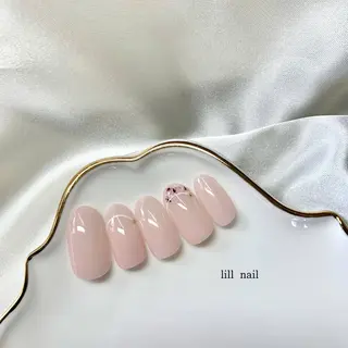 ミディアム pllia beautyのネイルデザイン