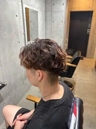 パーマ メンズ 韓国風メンズヘア 高森蓮のヘアスタイル