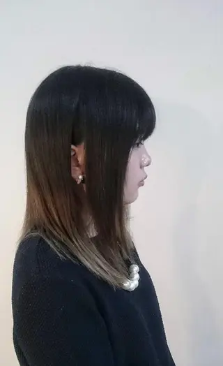 セミロング カラー ヘアアレンジ Add9 柳田健登のヘアスタイル