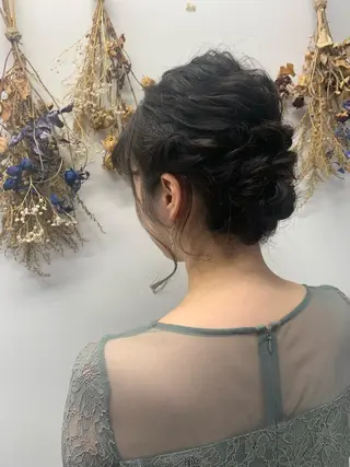 ミディアム ヘアアレンジ newi 京橋 【yuuki】のヘアスタイル