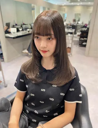 セミロング 銀座/レイヤーカット 🤍内野すみれのヘアスタイル