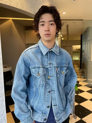 パーマ メンズ 林本 南壱人のヘアスタイル