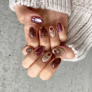 ネイル Twinkling( private salon)所属・伊藤 京香のネイルデザイン