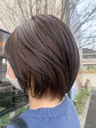 カラー 理美容室モテナ所属・カトリ プージャのヘアスタイル