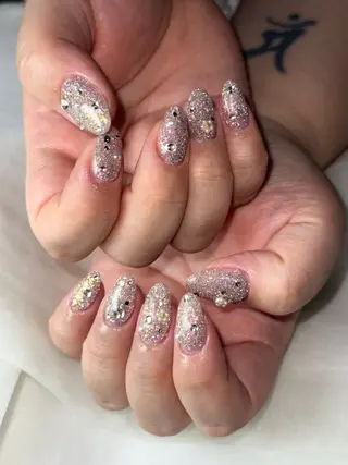 ネイル うにゃねいる🌷 Mayaのネイルデザイン