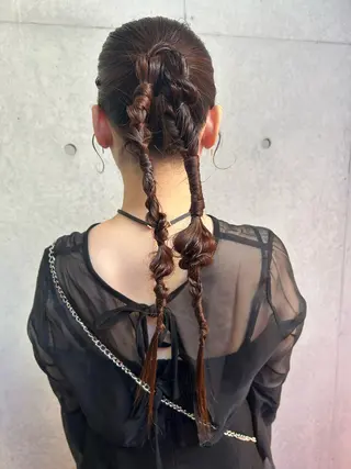 ロング ヘアアレンジ i MA ヘアスタジオ所属・勝野 麻美のヘアスタイル