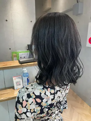 セミロング カラー しのはら まどかのヘアスタイル