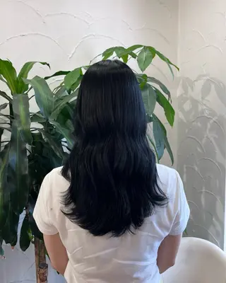 ロング 角田 満帆のヘアスタイル