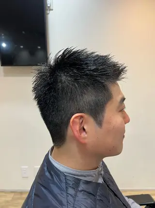 メンズ REMIX所属・横山 真裟斗のヘアスタイル