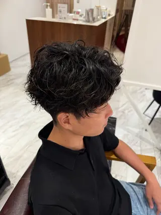 パーマ メンズ ウォーレントリコミ ニューヨーク所属・メンズ特化 北爪 龍一のヘアスタイル