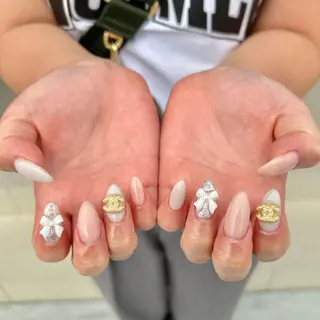 ネイル alien girl所属・aliengirl Ayuのエステ・リラクイメージ