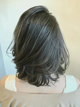 ミディアム カラー 【大宮】デザイナー Anne 諳 アンのヘアスタイル