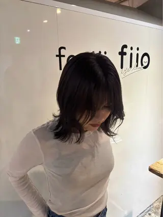 カラー コナカ モエのヘアスタイル