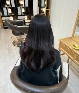 ロング カラー 髪質改善サロン Ro所属・🪐韓国／グレージュ ／ ｓａｋｕｒａ☽⋰のヘアスタイル