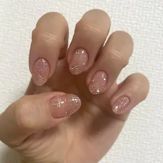 ネイル Nailsalon Repos.所属・Rika🌼 シンプル•マグネットのネイルデザイン