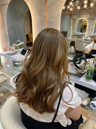ロング カラー Londespoir所属・川畑 あやかのヘアスタイル
