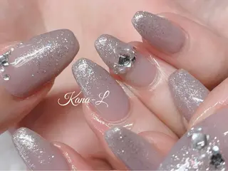 ネイル 芦辺 香奈のネイルデザイン