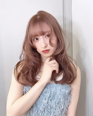 セミロング カラー ヘアアレンジ 🎀taro ブリーチなしカラーのヘアスタイル