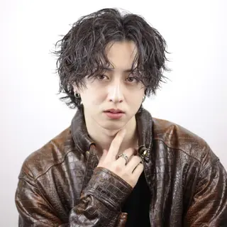 メンズ トレンドメンズパーマ 🔥BLUCK札幌のヘアスタイル