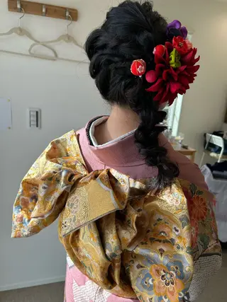 ロング ヘアアレンジ アミオーガニック カラーのヘアスタイル