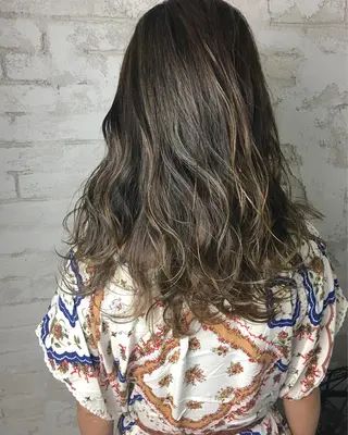 セミロング カラー boutique misakiのヘアスタイル