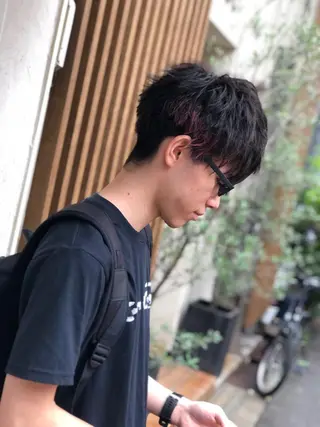 カラー メンズ BELO福島所属・ツイストスパイラル 成林康平のヘアスタイル