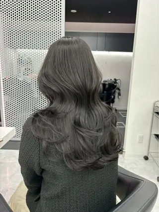 ロング ブリーチなし🫧韓国 🫧HANA🫧のヘアスタイル