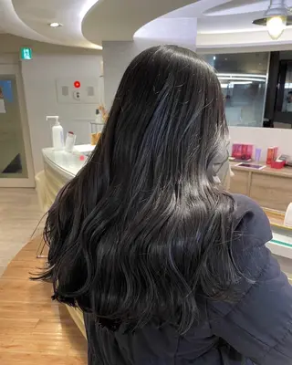 セミロング カラー レイヤーパーマ/ ショートパーマ/横浜のヘアスタイル