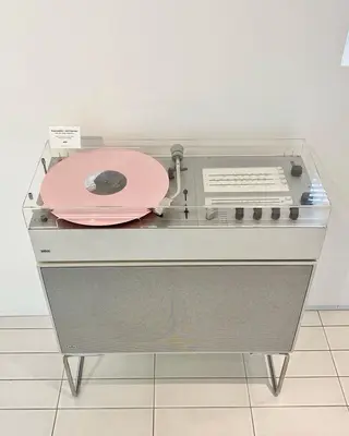 ∴Sanae. ∴ トータルビューティーのネイルデザイン