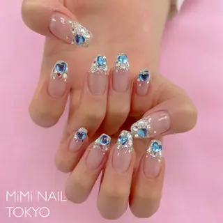 ネイル 五十嵐 美智のネイルデザイン