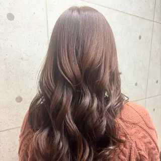 ロング カラー 🧩🤖 Sala 🤖🧩のヘアスタイル