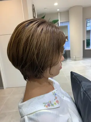 ショート IT by ALBUM八王子店のヘアスタイル