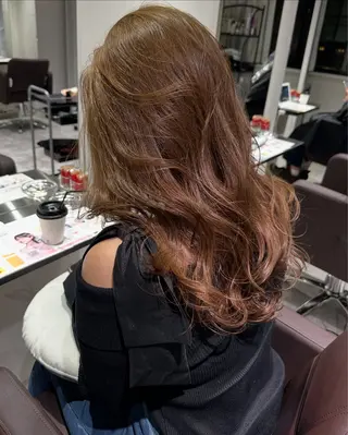 セミロング カラー 海外風 レイヤー 💠MIKUのヘアスタイル