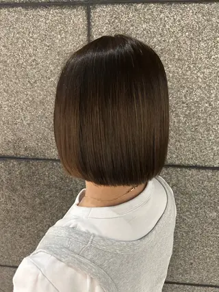 ショート カラー 透明感ツヤカラー コトノ🫧のヘアスタイル