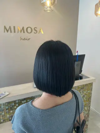 ミディアム 鈴木 彩香のヘアスタイル