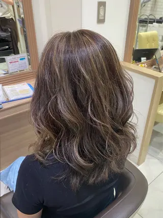 ミディアム カラー ヘアアレンジ 奥村 美郁子のヘアスタイル