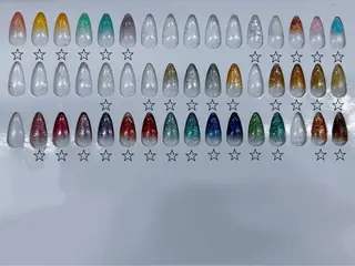 ネイル MAXKELLY AYAMIのネイルデザイン