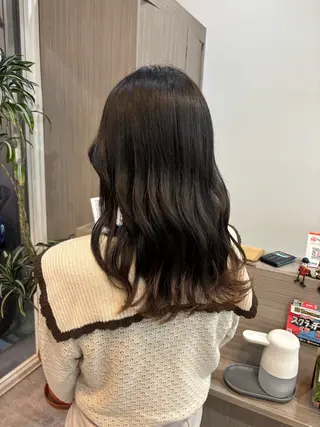 ロング 生尾 虹水のヘアスタイル