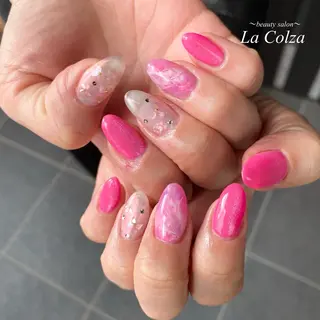 ネイル La Colzaのネイルデザイン